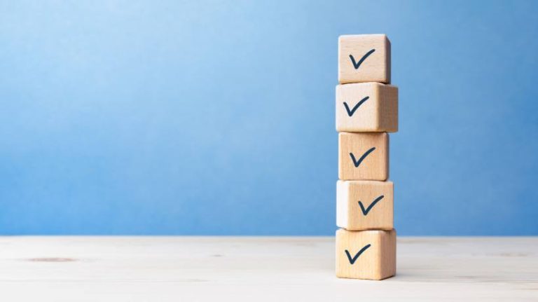 Top-7-Must-Have-LMS-Features-For-2025-A-Guide-For-LD-Leaders.jpg