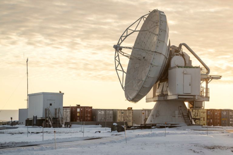 pituffik-greenland-space-base.jpg