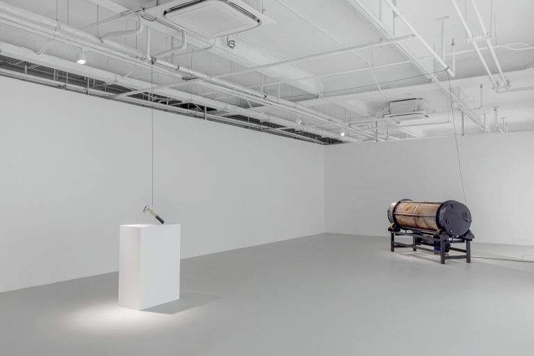 Installation-view-of-_Exit-the-Loop_-2025-ZIAN-Gallery-Beijing-Courtesy-of-ZIAN-Gallery-Photo_-Yang-Hao-03-768x512.jpg