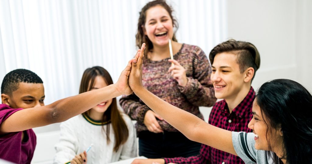 ice-breakers-for-high-school-students-high-five.jpg