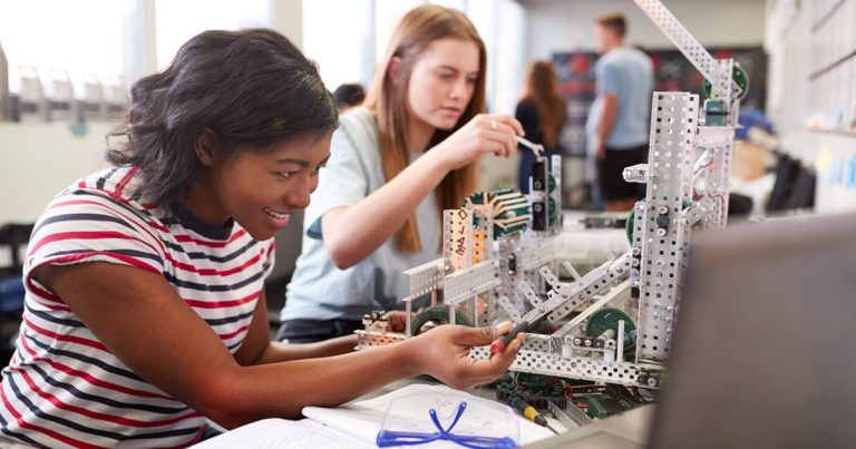 class-project-hs-robotics-class-two-girls-min.jpg